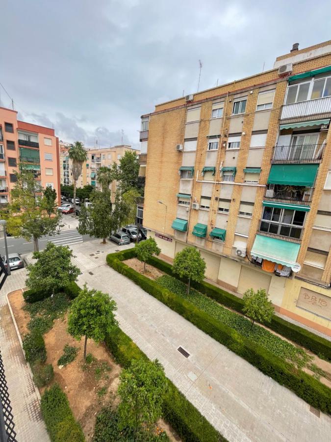Hotel Habitacion Privada En Piso Compartido à Valence Extérieur photo